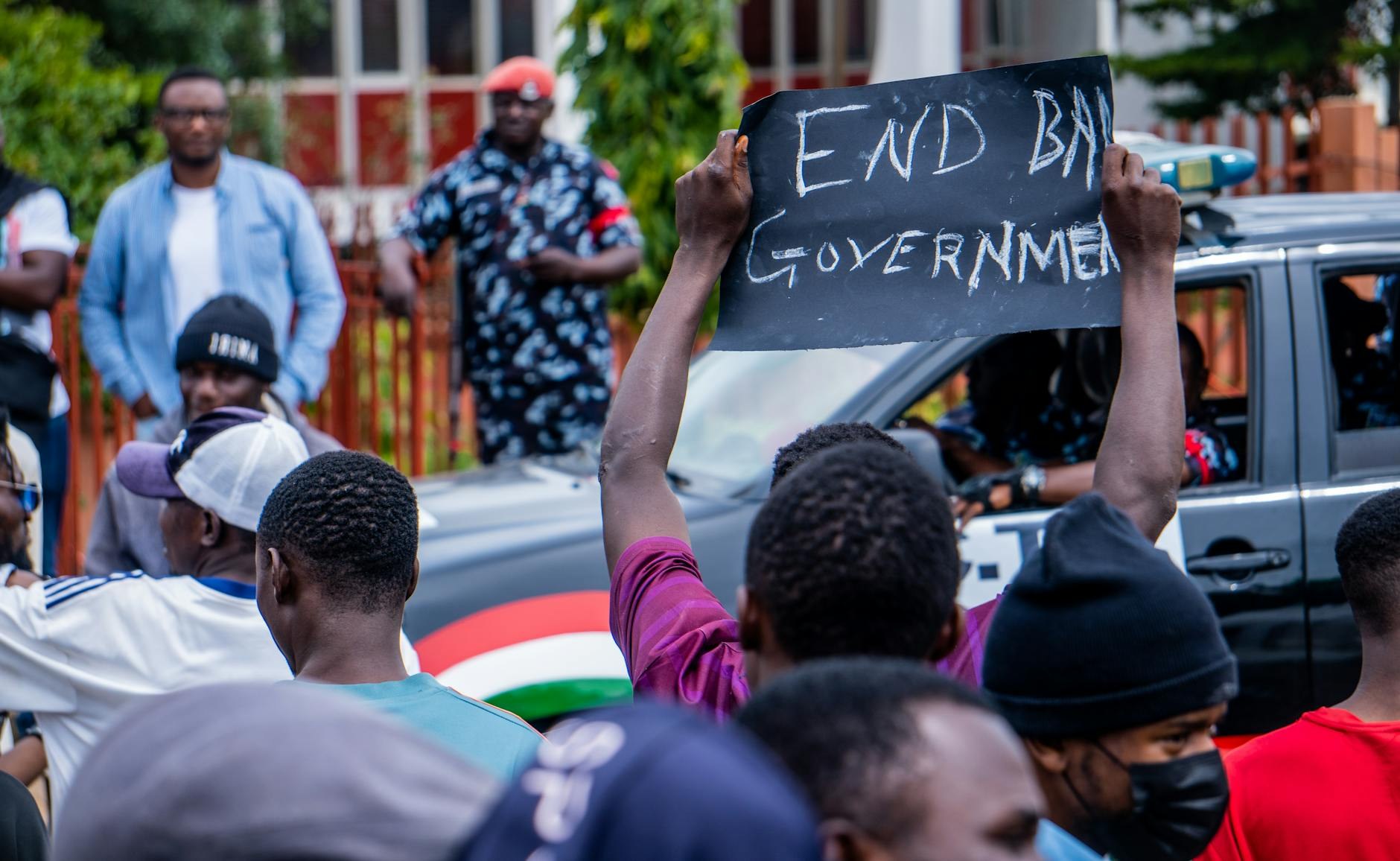 Noticias Cédulas SDE: Caos en JCE agota paciencia Santo Domingo Este - El Farol al Día