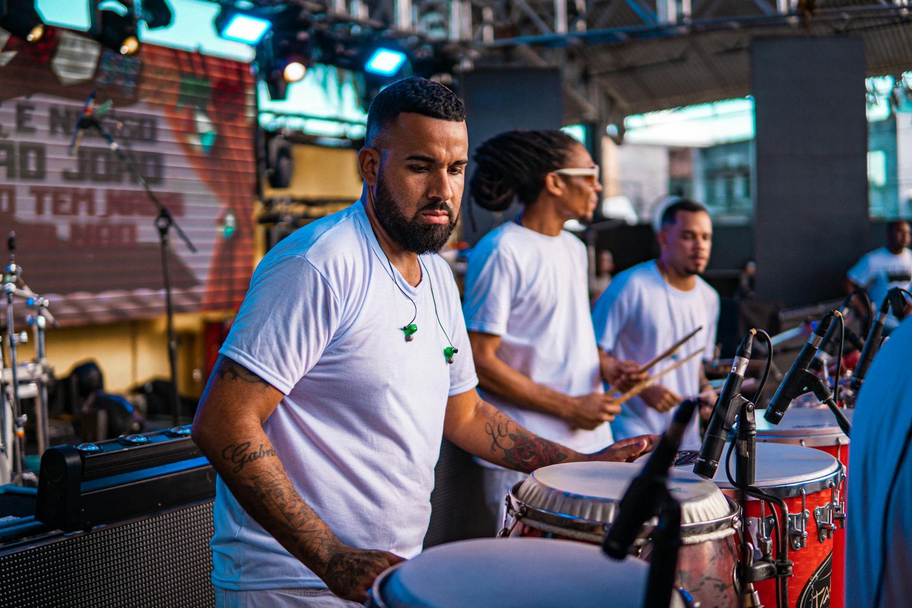 Espectáculos SDE Despega: Filman Serie Musical e RD - El Farol al Día