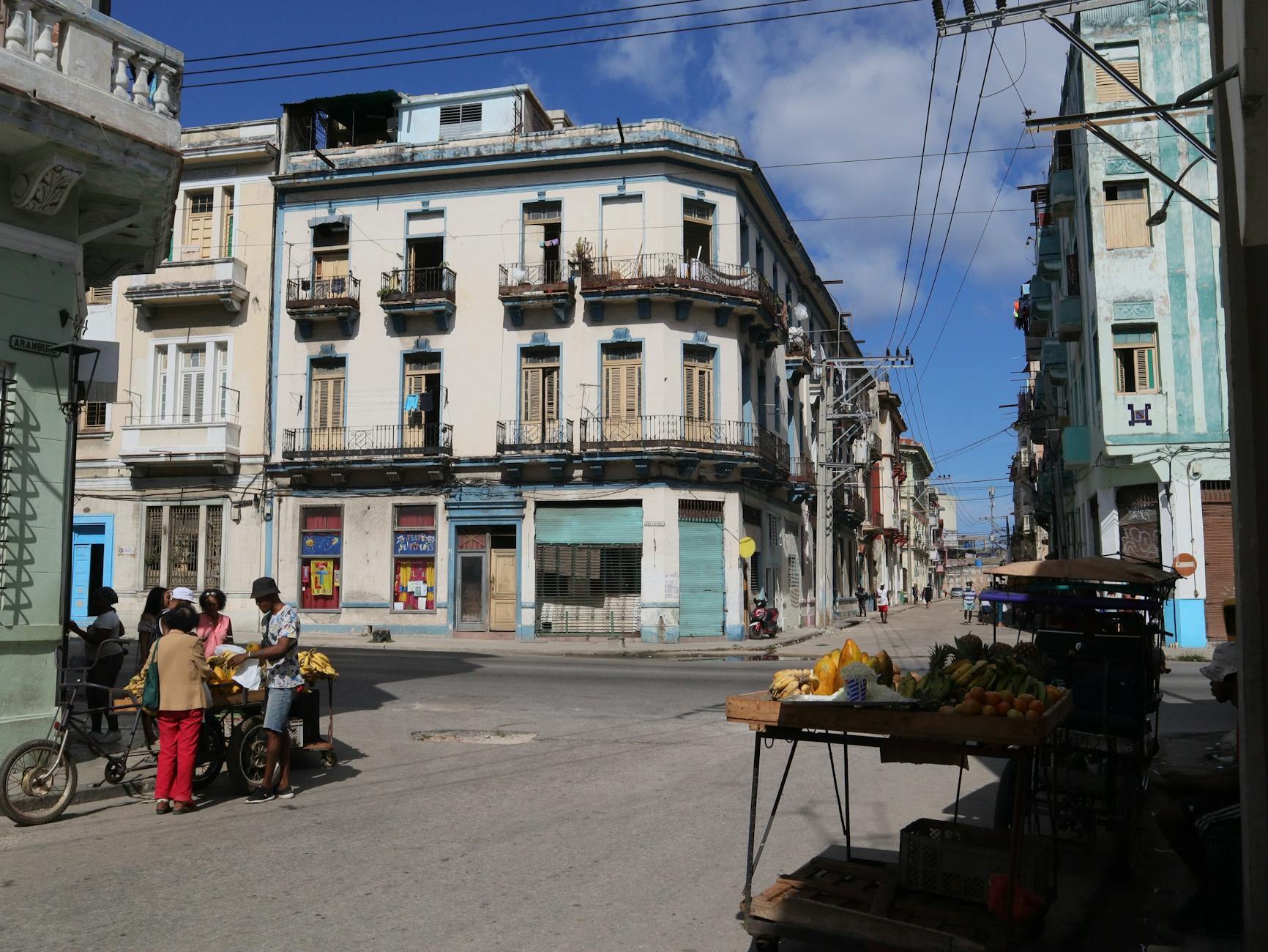 Economía dominicana Peso Se Debilita: ¿Remesas Rinden M - El Farol al Día