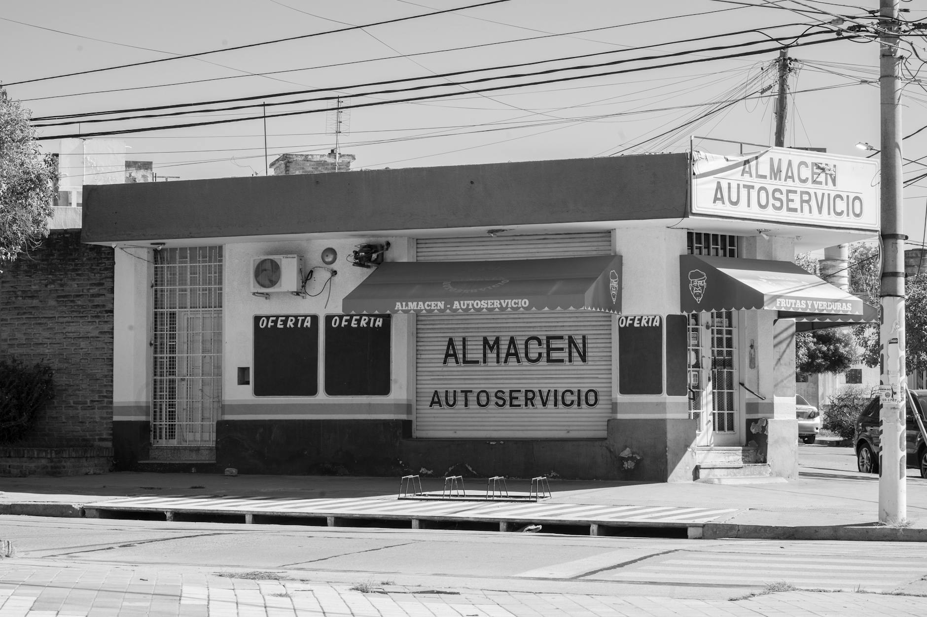 Economía dominicana Impuestos ahogan colmados SDE: Nego - El Farol al Día