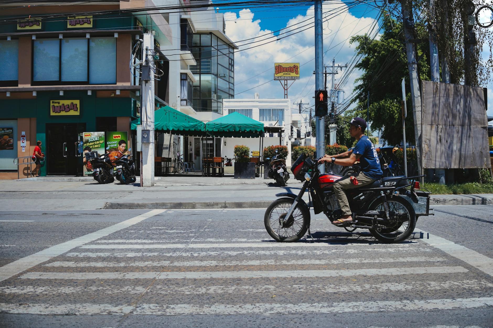 Noticias Atracos en Moto Disparan Alarma SDE: Los Santo Domingo Este - El Farol al Día
