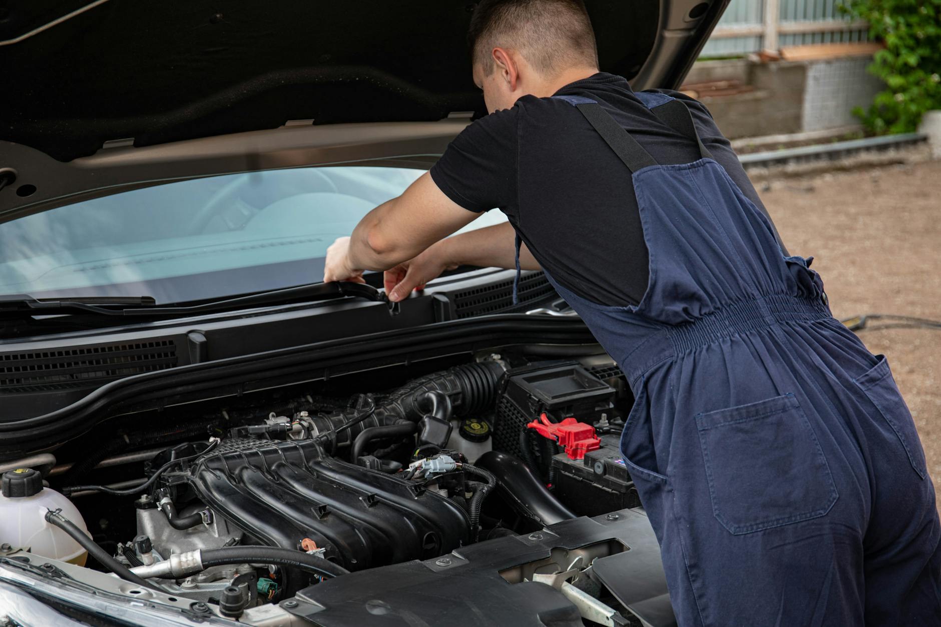 Economía dominicana Reparar tu carro en SDE un 30% más  - El Farol al Día