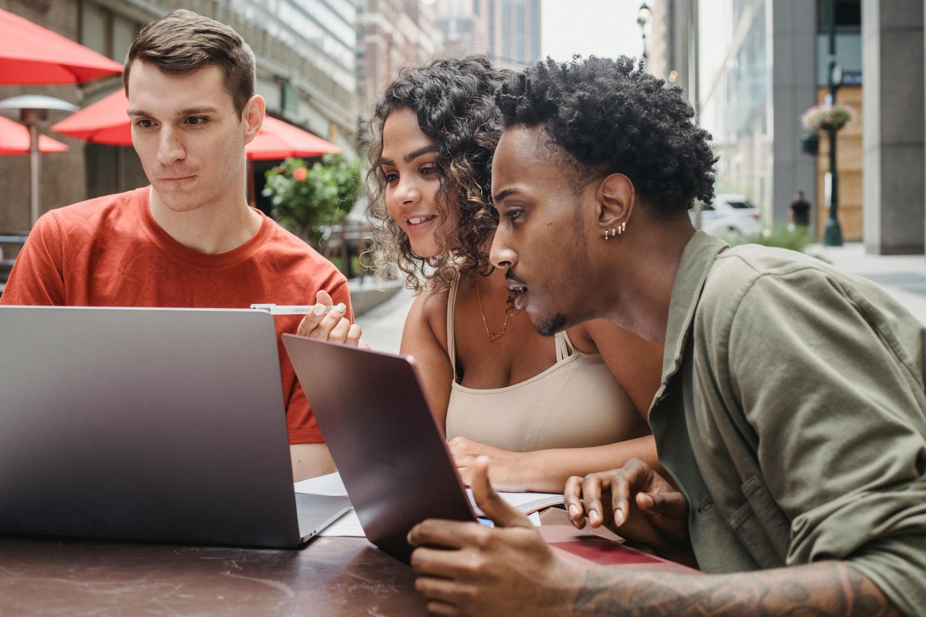 Economía dominicana DGII digitaliza impuestos SDE: ¿Más - El Farol al Día