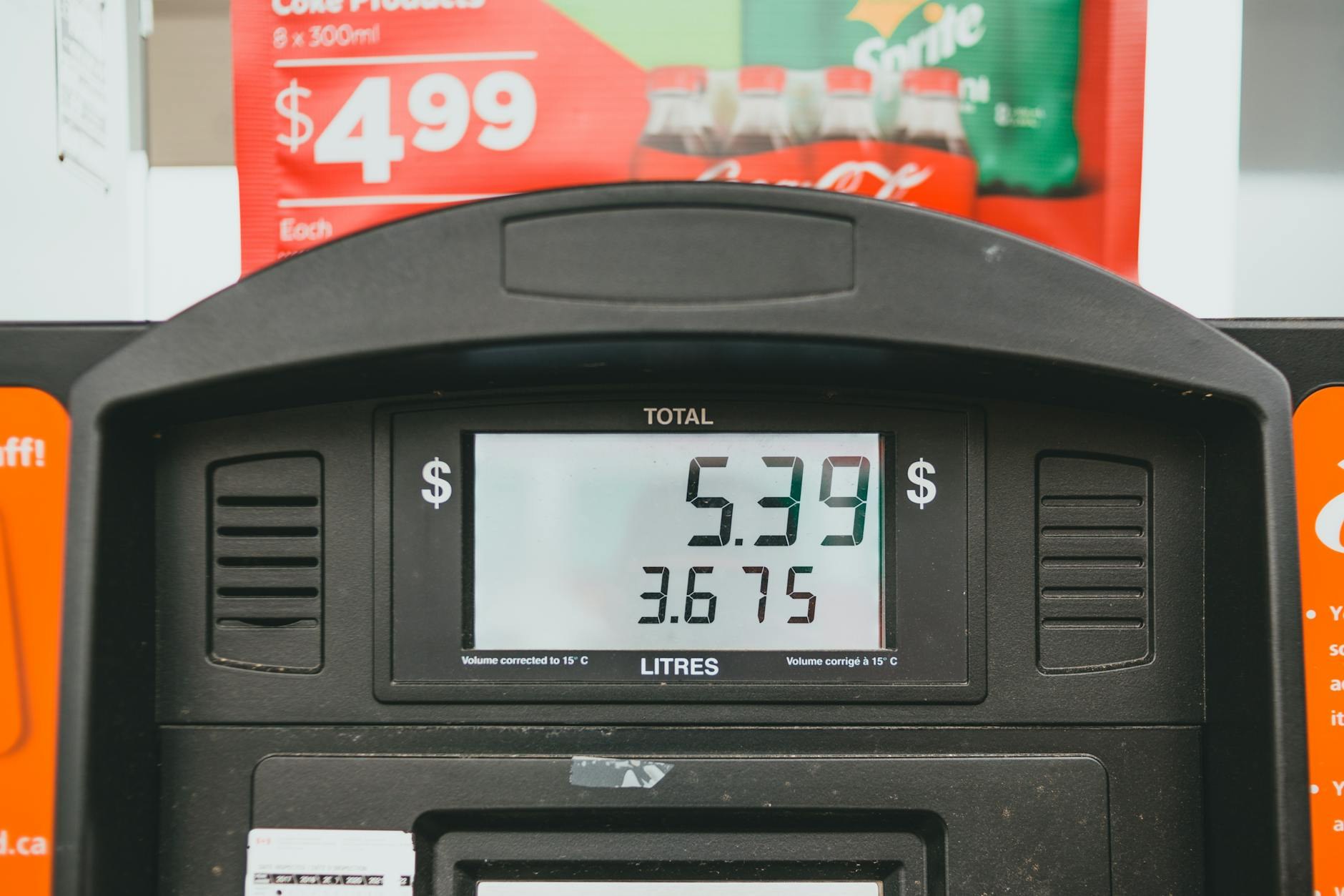Economía dominicana Gasolina por las nubes SDE: Familia - El Farol al Día