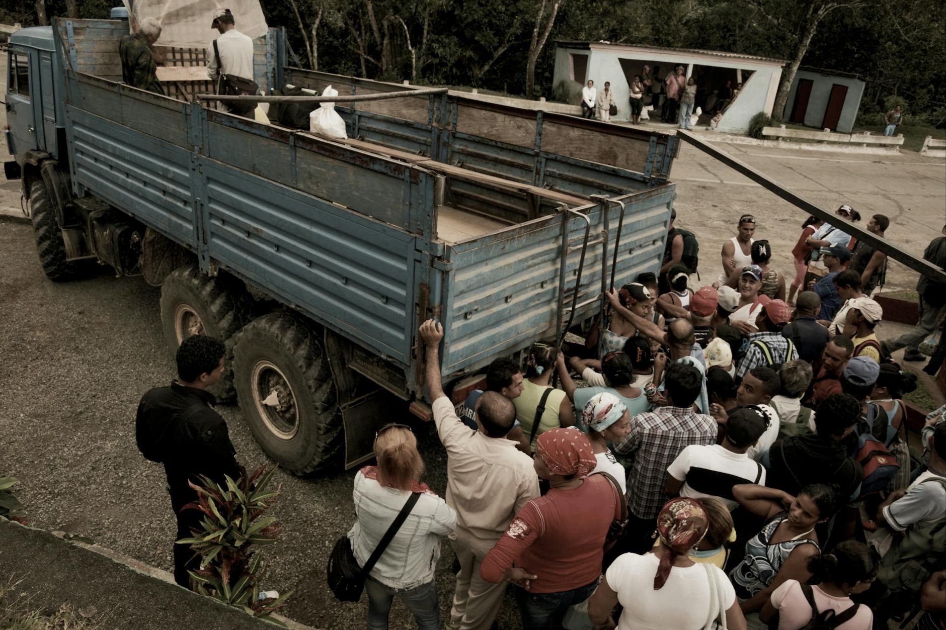 Internacional 4 Cargos Asesinato a Raúl Castro: ¿ Caribe - El Farol al Día