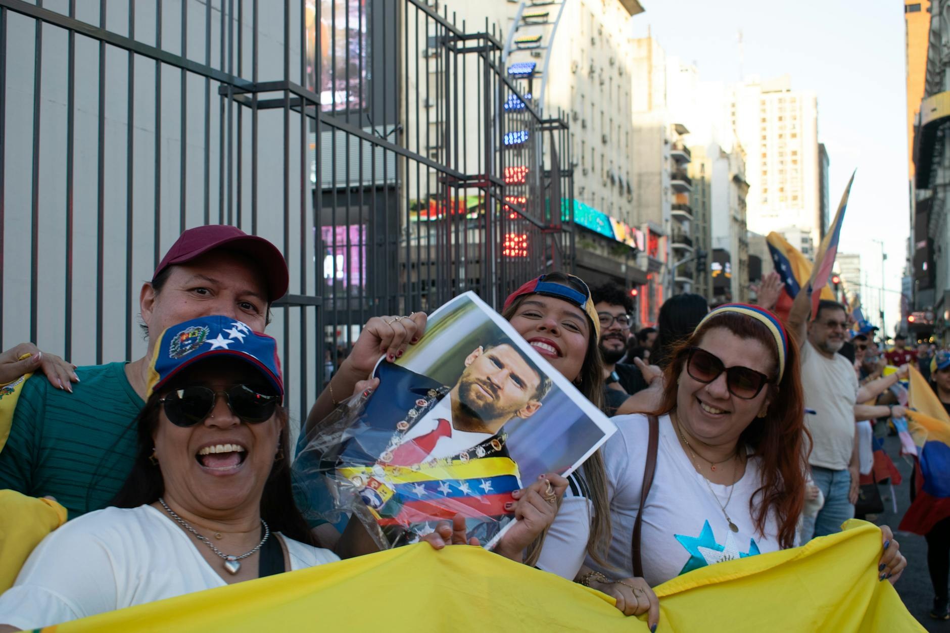 Internacional Crisis Venezuela Agita SDE: Nueva O Caribe - El Farol al Día