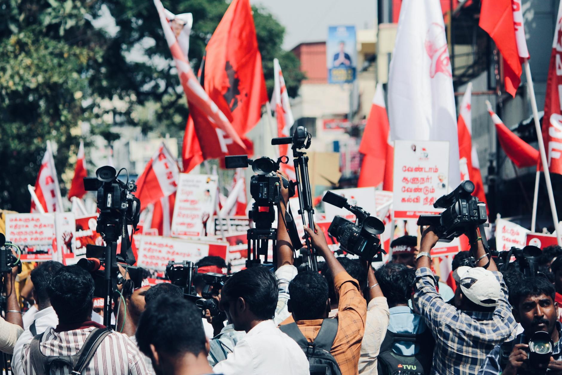 Internacional India: Comunistas Pierden Poder Tra Caribe - El Farol al Día
