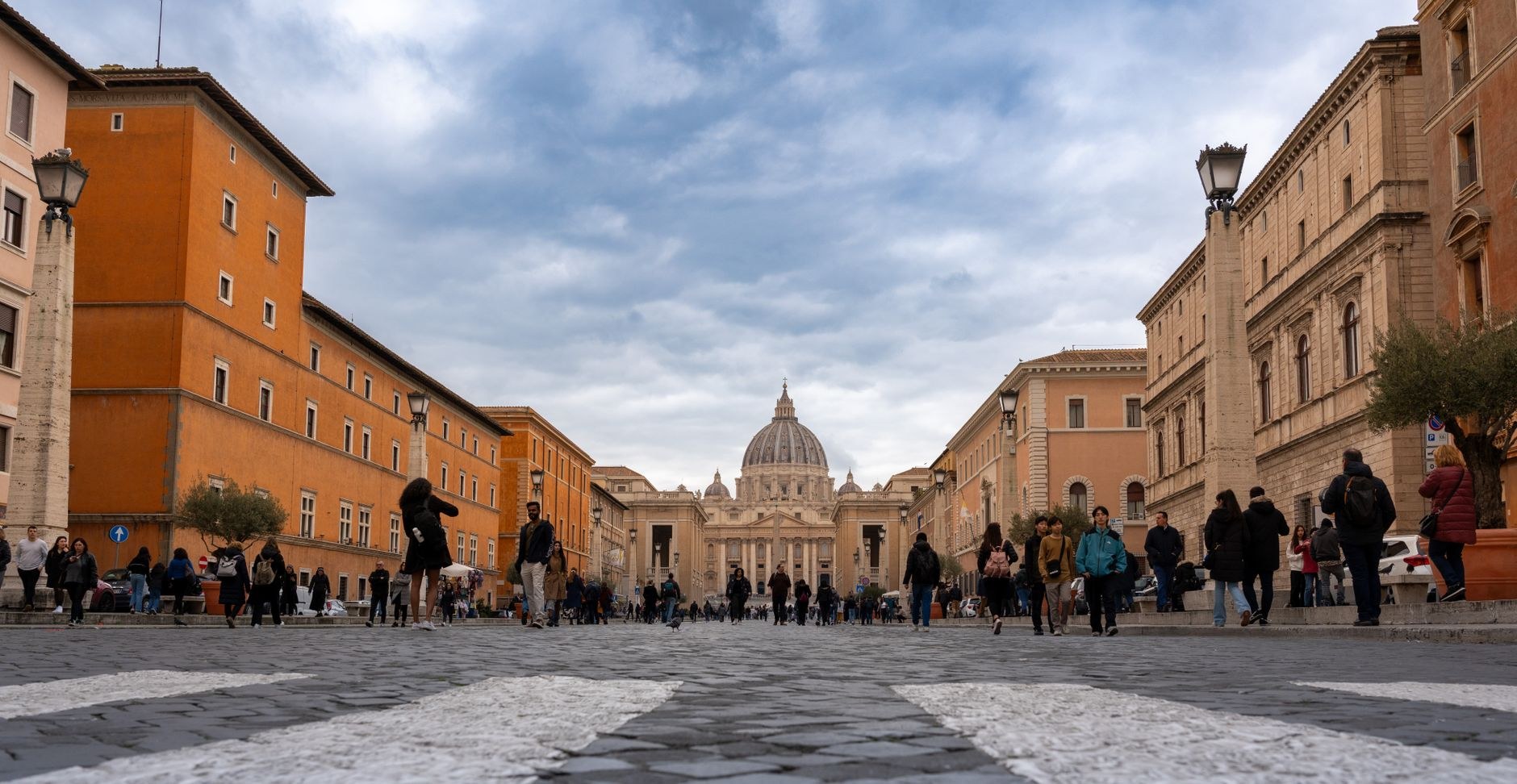 Internacional Vaticano en líos por tierras: ¿Los  Caribe - El Farol al Día