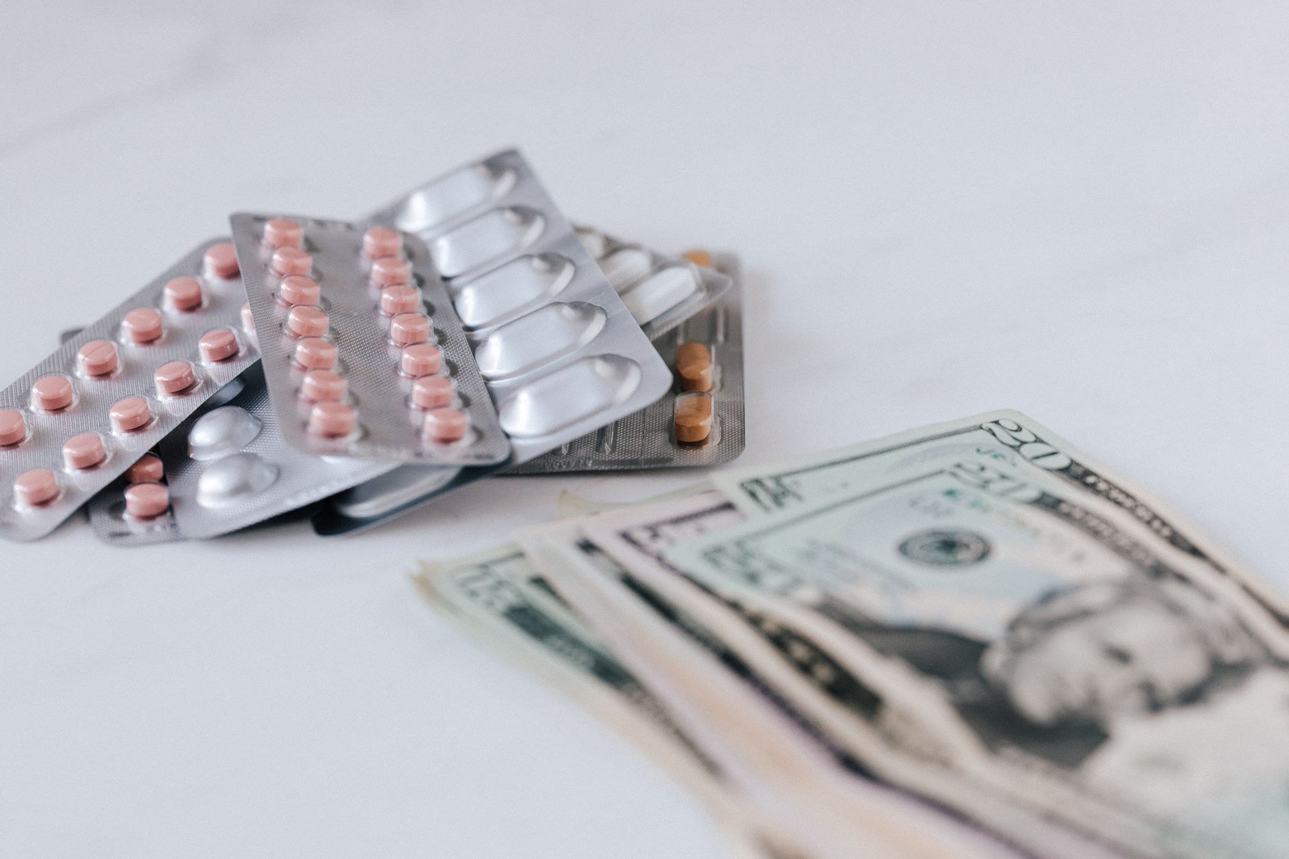 Economía dominicana Medicinas por las Nubes: ¿SDE enfer - El Farol al Día