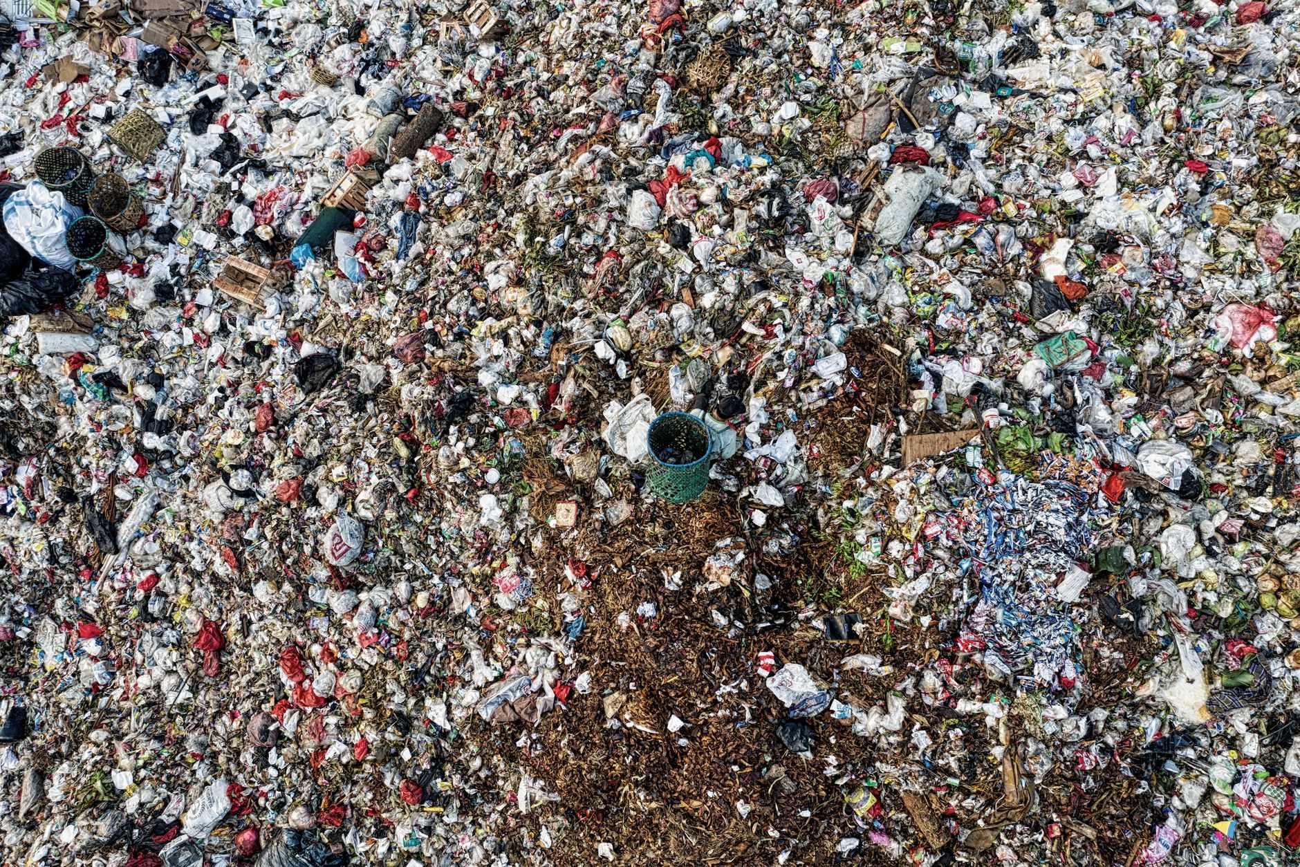 Noticias Basura SDE Ahoga: Los Mina ¿SDE Despega  Santo Domingo Este - El Farol al Día